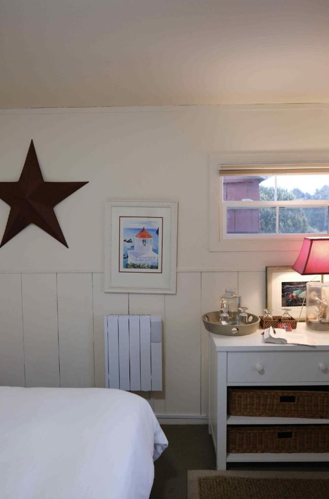 Bay Hotel *