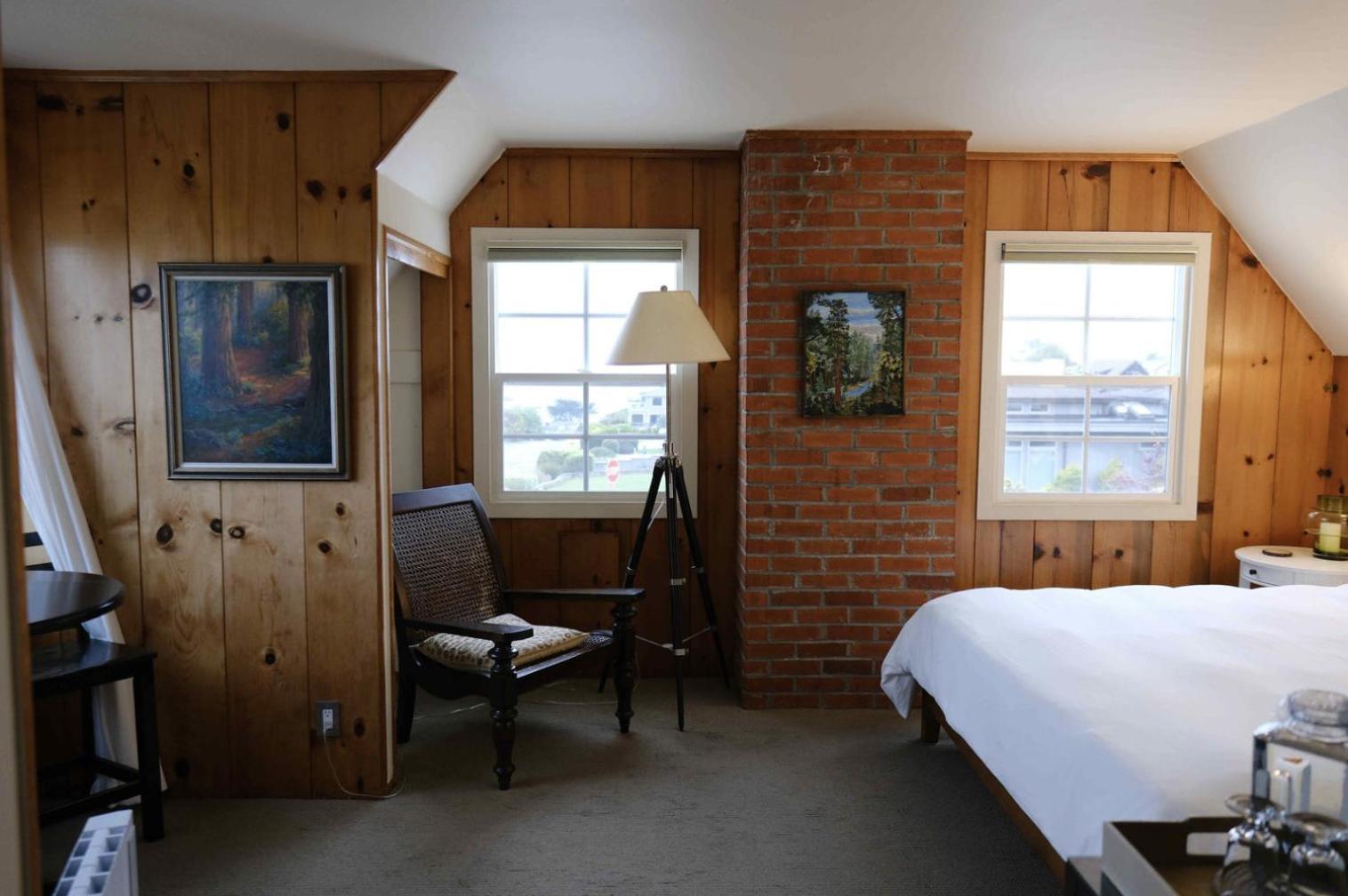 Bay Hotel